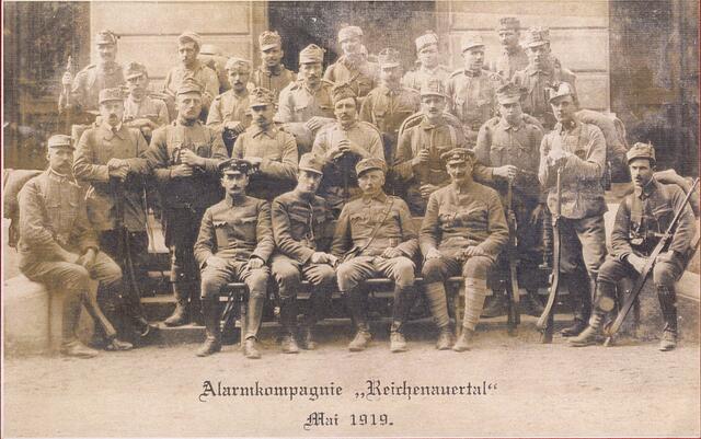 Die Mitglieder der Alarmkompanie Reichenauertal im Mai 1919. In der Zeit des Abwehrkampfes galten sie als Reserve.