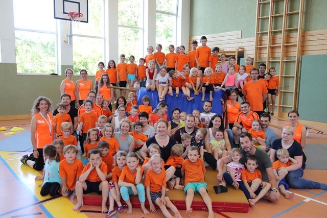 Der Schwerpunkt Jugendarbeit zieht sich wie ein roter Faden durch den Verein: Über 80 Kinder sind sportlich aktiv.  | Foto: Sportunion Regau