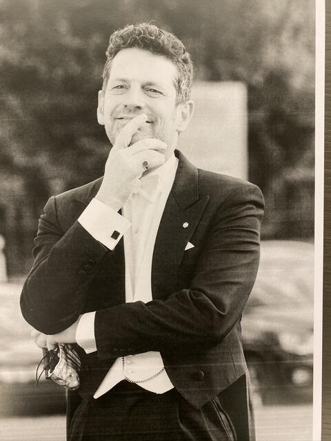 Der 51-jährige, in Wiesbaden geborene Bühnenprofi Aron Stiehl peilt mit dem Stadttheater Klagenfurt neue Ziele an.