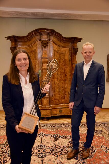 Preisträger Diakoniewerk Salzburg, GF Michael König und Karin Donnerbauer (Leitung Seniorenarbeit). | Foto: Sabrina Moriggl