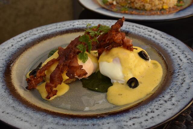 Eggs Benedict