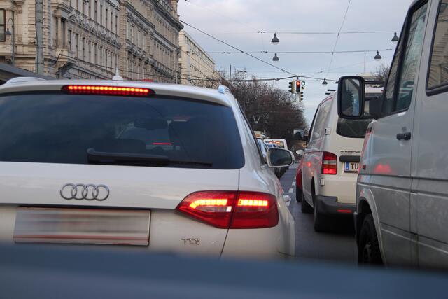 Zu Wartezeiten kann es für Autofahrer bis 23. Oktober in der Hervicusgasse kommen. | Foto: Symbolbild: ÖAMTC