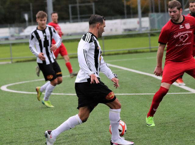 Absam beisegt Fitzens souverän mit 5:2.