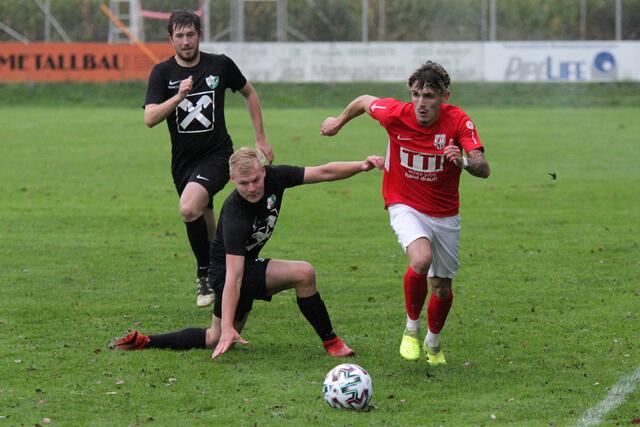 Daniel Höbarth (kniend) und David Kinzlhofer (hinten).  | Foto: piedie
