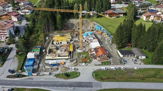 Das Kinder-Bildungszentrum in Gerlos nimmt immer mehr Form an.  | Foto: GemNova