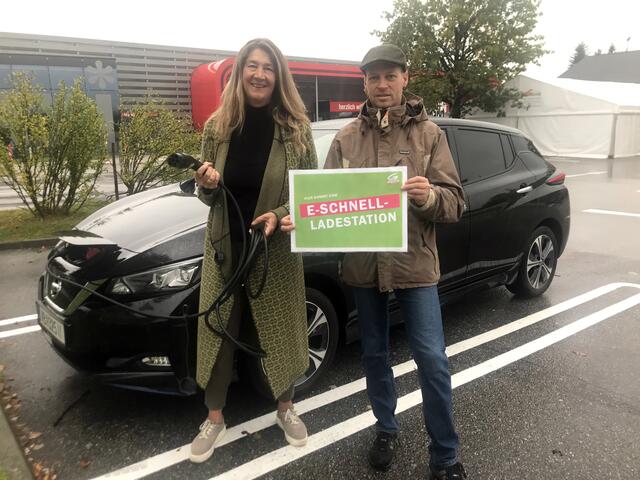 Sonja Pickhardt-Kröpfel mit Stefan Hindinger | Foto: Grüne Vöcklabruck 