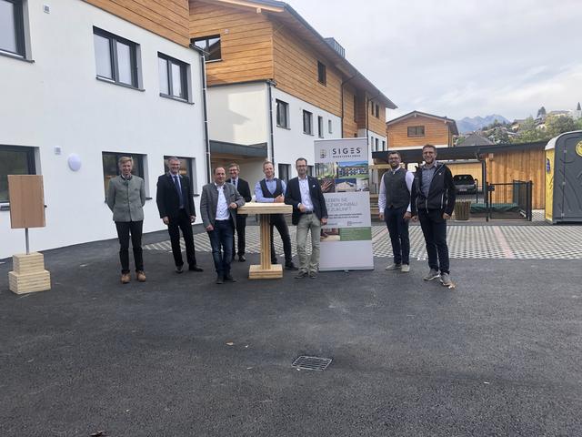 Beim Tag der offenen Tür im Projekt "Holzpark Tamsweg".