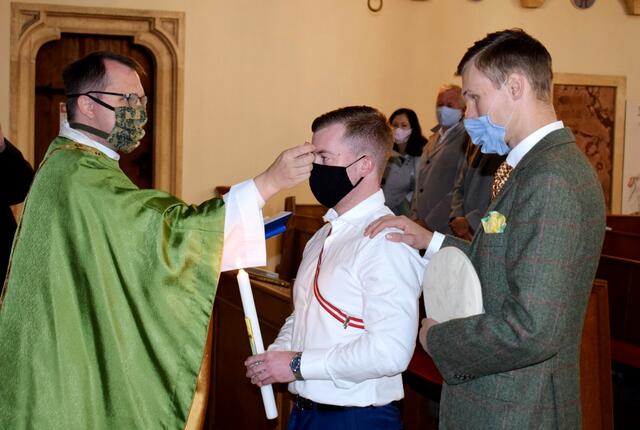 Priester, König und Prophet Erwachsenentaufe Firmung Erstkommunion