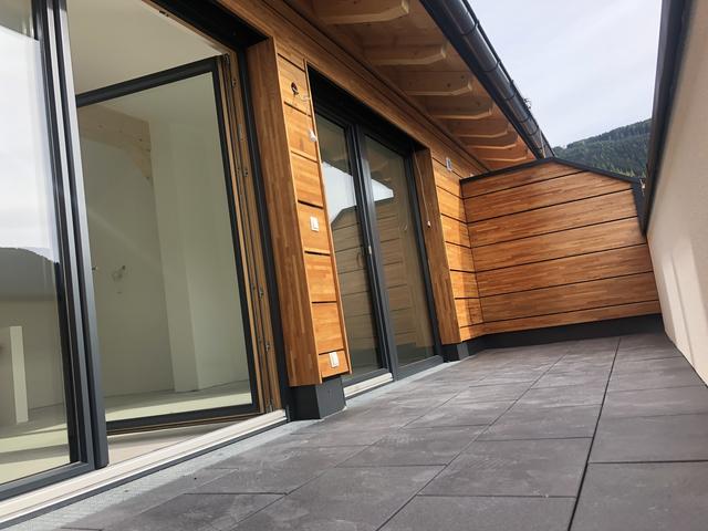 Beim Tag der offenen Tür im Projekt "Holzpark Tamsweg".