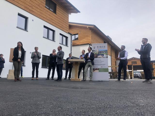 Beim Tag der offenen Tür im Projekt "Holzpark Tamsweg".