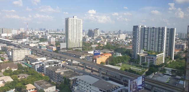 Das war die Aussicht aus dem Quarantäne-Zimmer in Bangkok. | Foto: KK