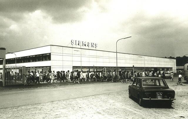 Schichtwechsel bei TDK in Deutschlandbserg 1972.