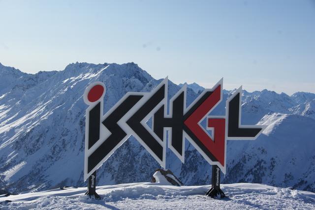 Causa Ischgl: In der Landtagsdebatte über den Bericht der Expertenkommission forderte die Opposition weiter Rücktritte. | Foto: Othmar Kolp