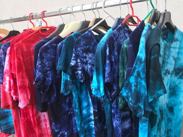 Kreative T- Shirt-Unikate