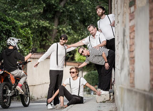 YEAH YEAH YEAH – 5/8erl in Ehr’n gehören zu den besten Live-Bands des Landes.