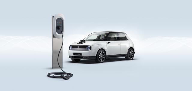 Der Linzer Elektronikkonzern Keba liefert als exklusiver Anbieter die Wallboxen für den vollelektrischen Honda e. | Foto: Honda