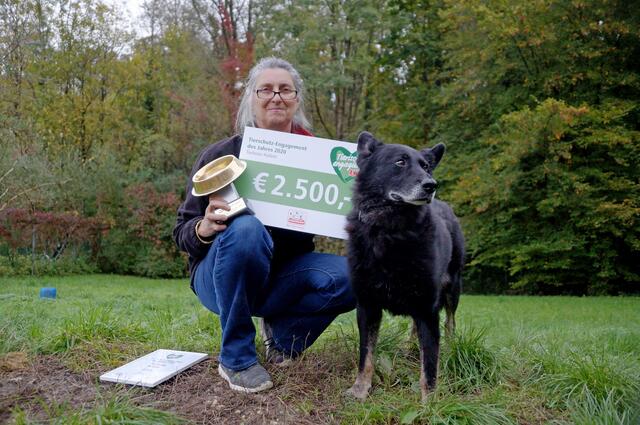 Ursula Lochmann, die stolze Preisträgerin.