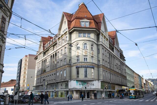 Ab Sommer kommenden Jahres bekommt das Roseggerhaus neue Mieter: Der steirische Online-Händler niceshops zieht in die ehemalige Sewa-Filiale.