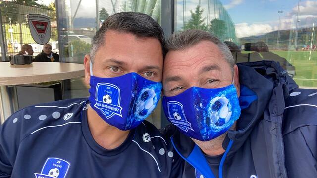 Ab sofort soll Fußball für die Zuschauer nur noch mit Maske und ohne Getränke bzw. Speisen möglich sein.