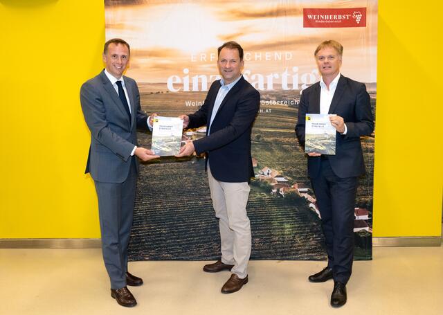 Tourismuslandesrat Mag. Jochen Danninger, Mag. Bernhard Schröder – GF Donau Niederösterreich Tourismus GmbH, Mag. Michael Duscher – GF Niederösterreich-Werbung GmbH