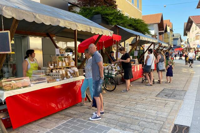 August-Monatsmarkt.