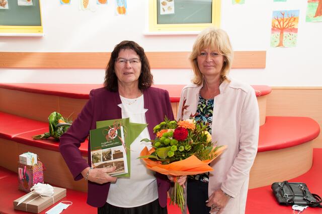 Bgm. Gerlinde Schwarz wünscht für die Zukunft alles Gute