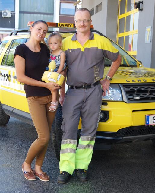 Dankbar für die Hilfe: Lamya und ihre Mutter aus Grödig.