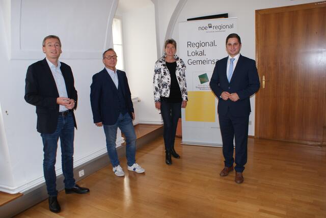 Jürgen Maier, Josef Wiesinger, Martina Diesner-Wais und Lukas Brandweiner (v.l.).
