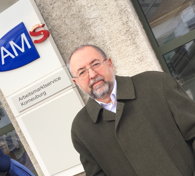 Korneuburgs AMS-Leiter Manfred Nowak macht sich Sorgen bezüglich steigender Langzeitarbeitslosigkeit. | Foto: Sandra Schütz