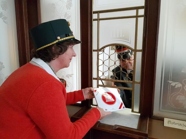 Übergabe des Museumsgütesiegels an Friedrich Schwaiger vom Post- und Telegrafenmuseum Eisenerz. | Foto: zVg