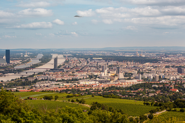 Am weitaus stärksten fiel der Übernachtungsrückgang von Mai bis September mit mehr als 80 Prozent in Wien aus.