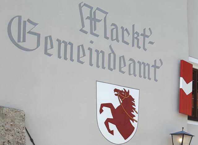 GR Franz Köfel fordert die Möglichkeit einer Lehrausbildung in der Völser Gemeindeverwaltung.