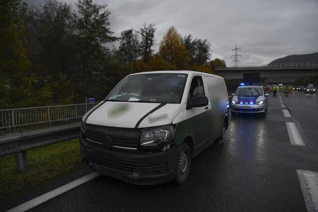 Der Klein-LKW der 29-jährigen hatte einen Reifenplatzer.