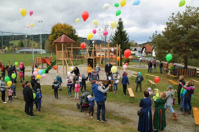 Hoch hinaus: Auf Kraxlturm und mit dem Luftballonstart