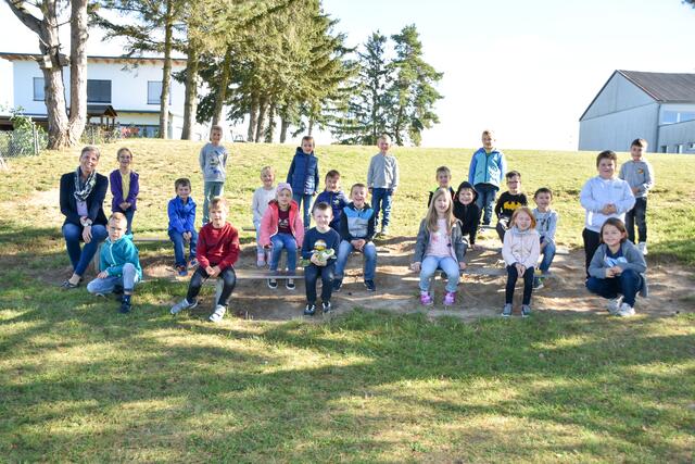 VS Großweikersdorf, 1a, Michaela Henschling, 22 Kinder Krokodilklasse | Foto: Andreas Schlüsselberger