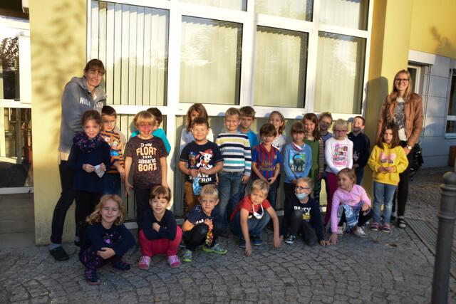 VS Königsbrunn, Stefanie Wildpert mit Stützkraft Andrea Zimmermann - 22 Kinder | Foto: Andreas Schlüsselberger