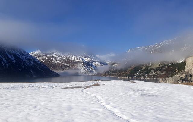 auch hier liegt noch Schnee vom letzten Niederschlag