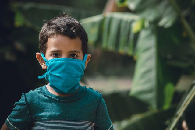 Eltern demonstrieren unter anderem gegen die Maskenpflicht bei Kindern.