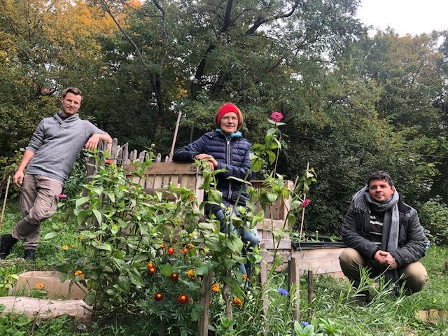Die „Gartler“: Andreas Bertsch, Ute Phielepeit und David Ifraimov.  | Foto: Naz Kücüktekin
