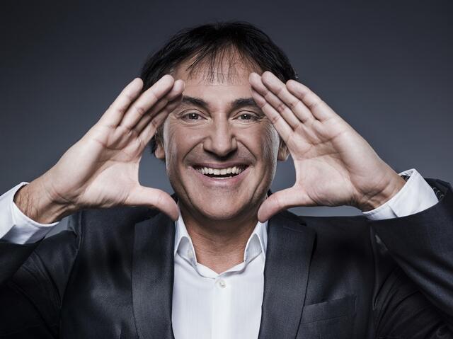 Roman Szeliga will die Welt mit Humor nicht nur besser, sondern vor allem gesünder machen.  | Foto: T. Lerch