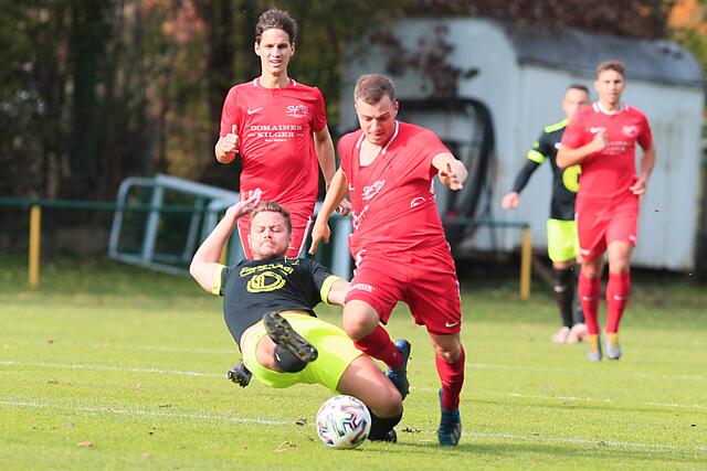 Kaindorfs Emanuel Wruss und Frauentals Jan Ulrich (r.) schenkten sich im Champions-Steirer-Cup nichts. | Foto: Franz Krainer
