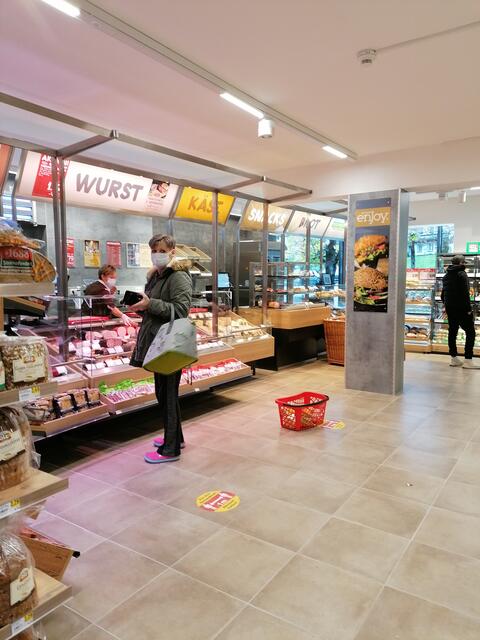 Der modernisierte Sparmarkt, das neue Wohn- und Küchenstudio der Firma Karlsberger sowie der Baumarkt von Würth-Hochenburger sind wichtige Anziehungspunkte für das Orstzentrum. | Foto: TVB Eben