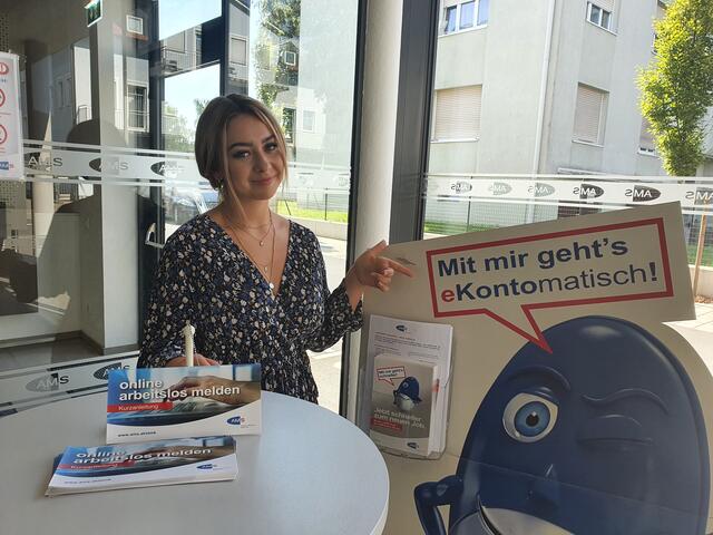 Die AMS-Mitarbeiter bitten Betroffene, sich beim AMS online arbeitslos zu melden! | Foto: AMS Feldbach