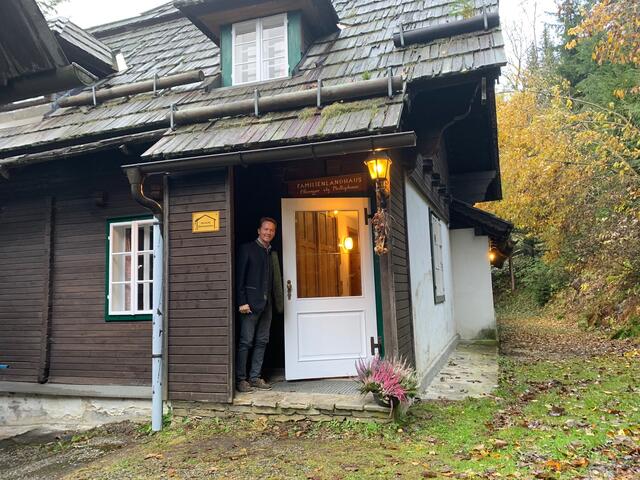 Hereinspaziert: Das Landhaus wurde wiedereröffnet. | Foto: Koidl