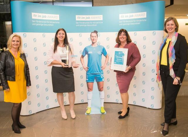 Preisverleihung mit Landesrätin Barbara Eibinger-Miedl (r.) | Foto: KK