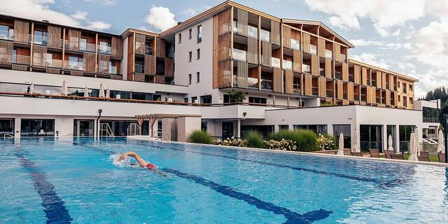 Eines der Pletzer Resorts: Hohe Salve Sportresort. | Foto: D. Waschnig