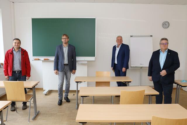 v.l.n.r. Werner Müller, Reinhold Schneider, Landeshauptfrau-Stellvertreter Franz Schnabl, Michael Preissl

 | Foto: SPÖ NÖ