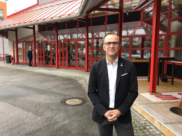 SPÖ-Vizebürgermeister Bernhard Auinger kündigt Unterstützung für die Sport- und Kulturvereine an.