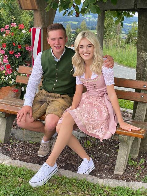 Nico Kristoferitsch und Lisa Mikolaschek "hoitn zsom". | Foto: Sandra Mikolaschek