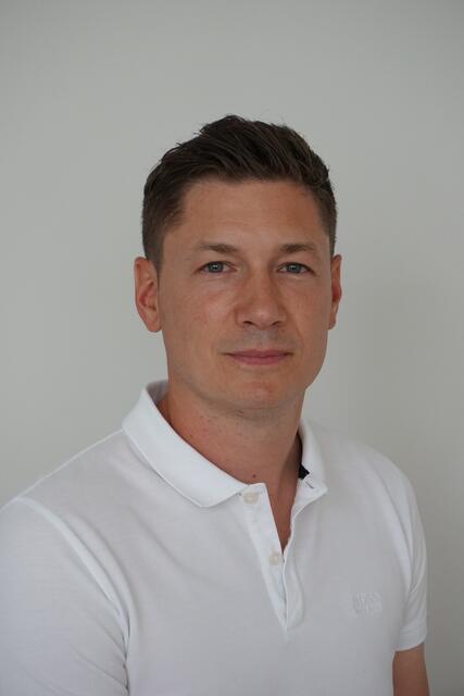 Dr. Lukas Hoffmann, MSc, Facharzt für Orthopädie und Traumatologie, Notarzt, www.sportortho-wieden.at